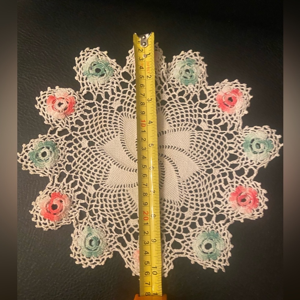 Vintage Doily - Picture 3 of 3